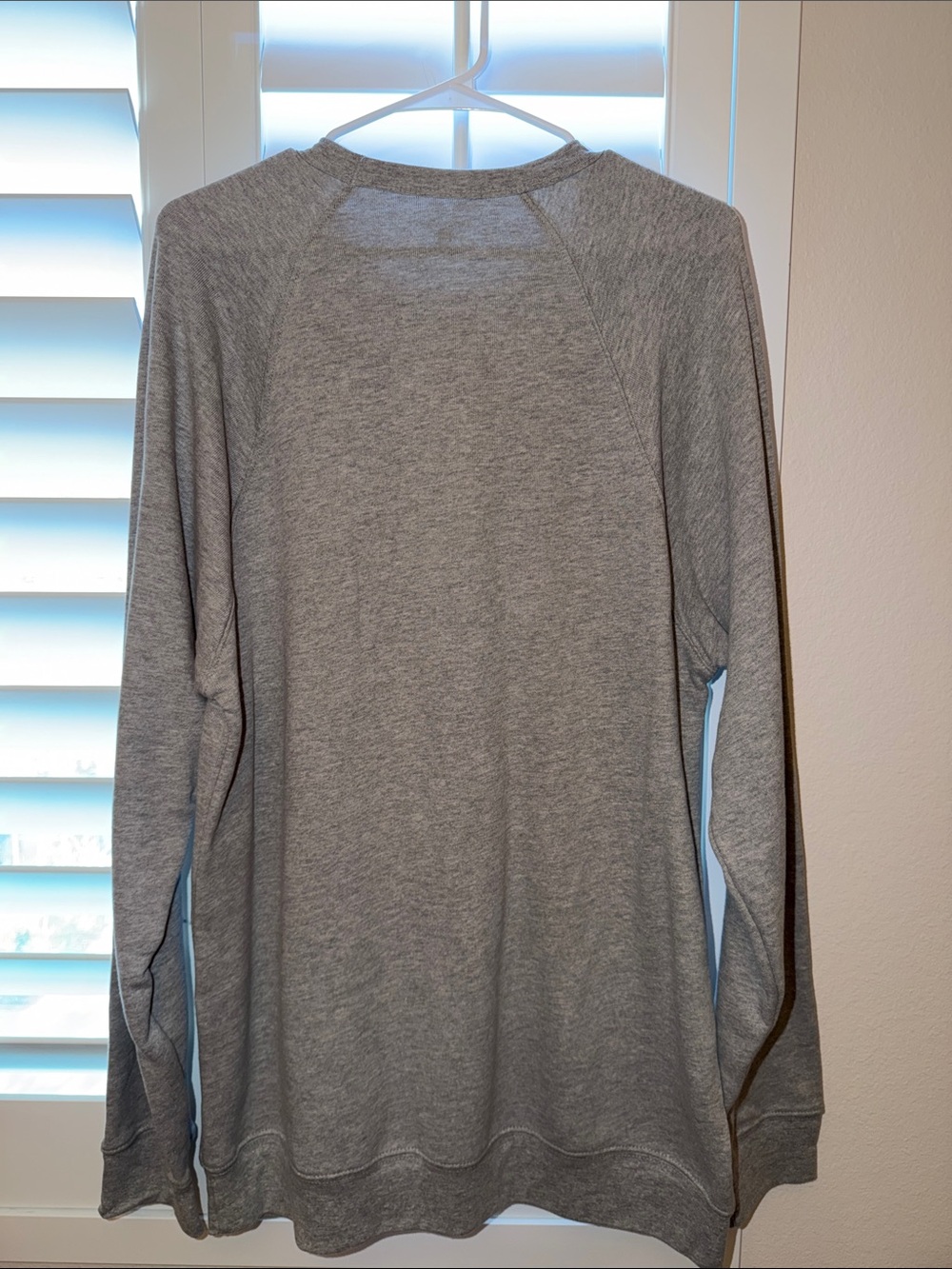 Homebody Graphic Crewneck Sweatshirt - Gray - Picture 4 of 4